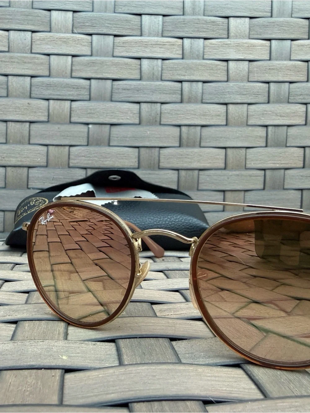 Ray-Ban stylish ray
